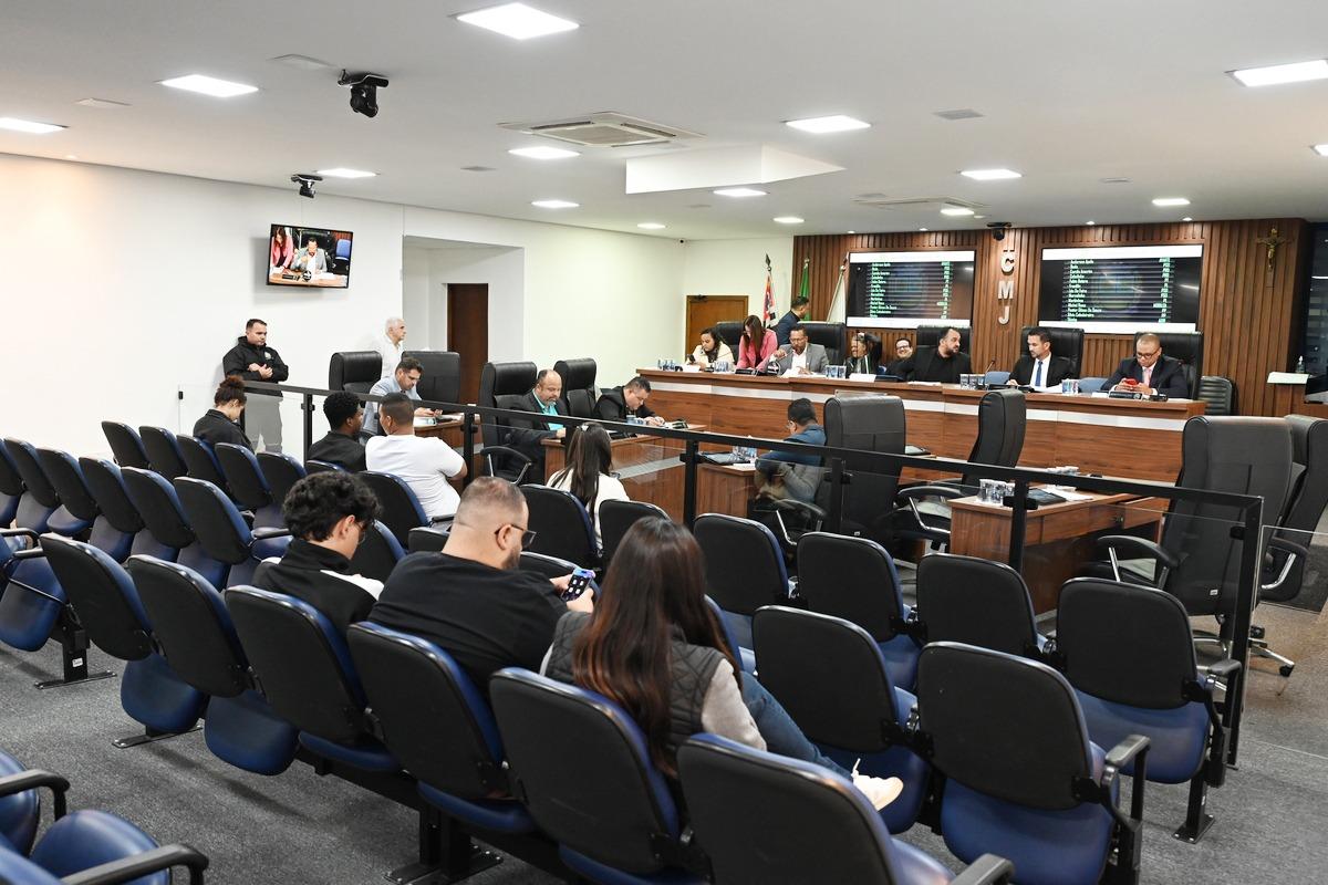 Câmara Municipal de Jandira aprova projeto de denominação da Concha Acústica da Praça de Eventos