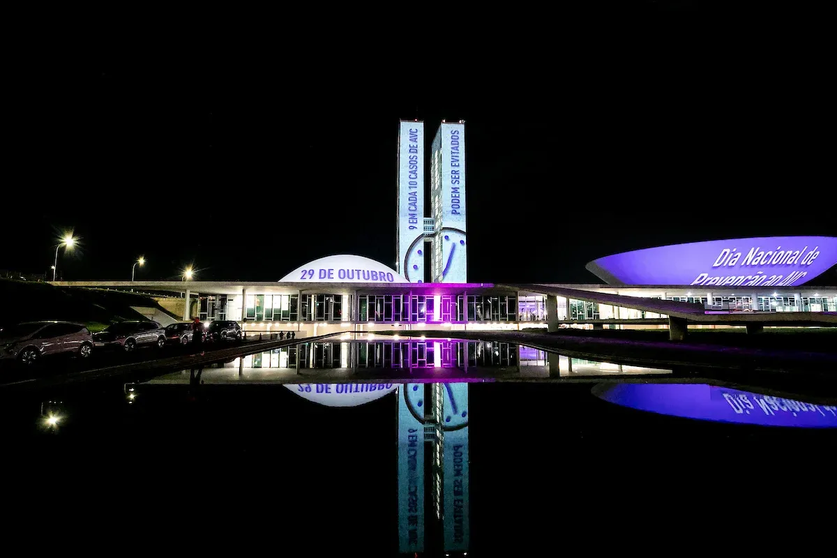 A cada 6 minutos 1 pessoa morre de AVC no Brasil, reconheça os sinais