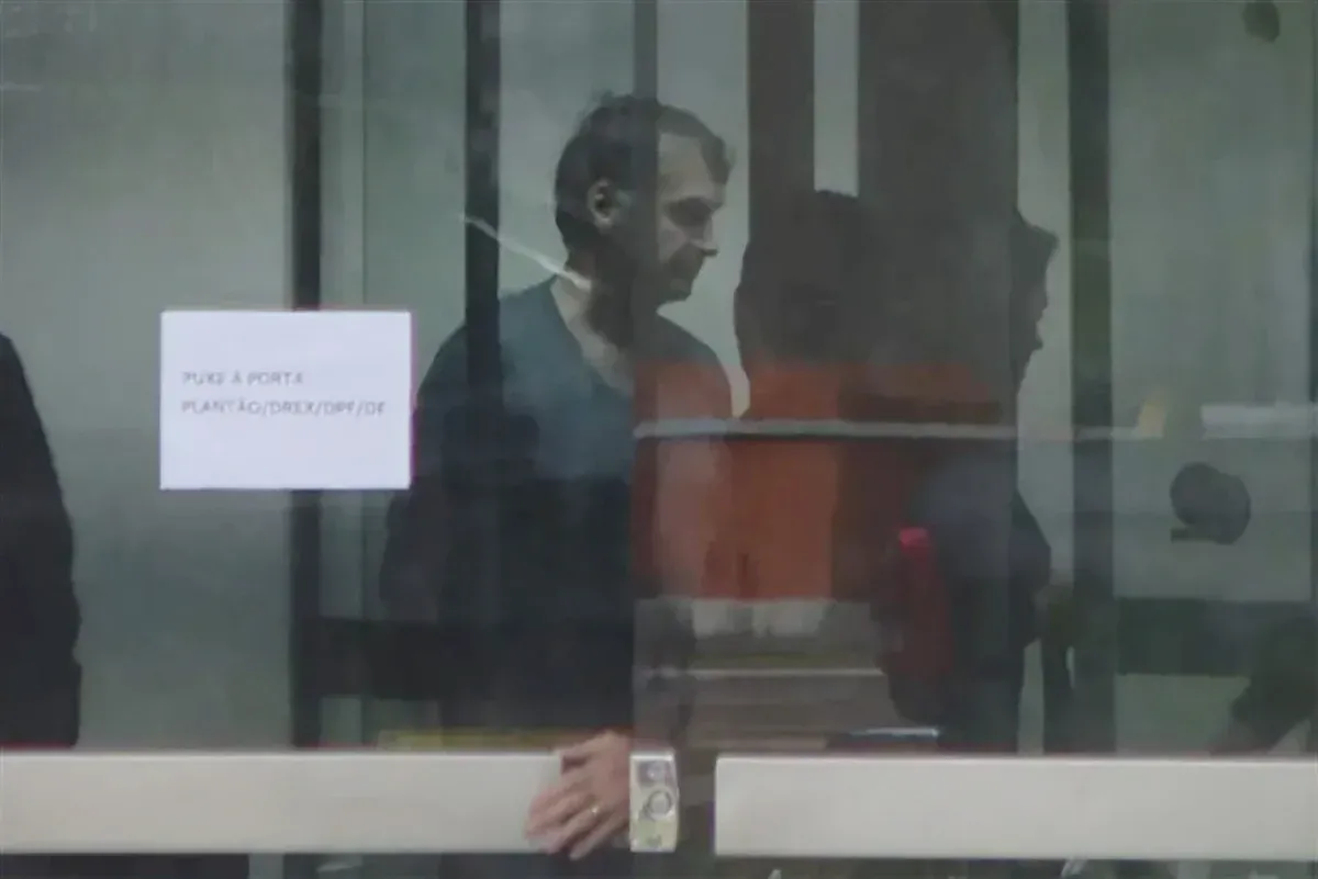 Bolsonaro: Zanin vota e STF tem maioria para manter prisão preventiva