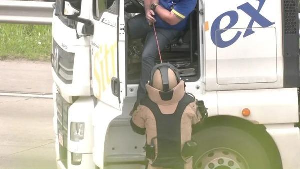 Caminhoneiro presta depoimento e confessa que sequestro 