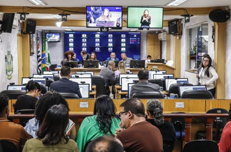 Câmara aprova R$ 939,7 mil em obras e serviços para a população de Osasco