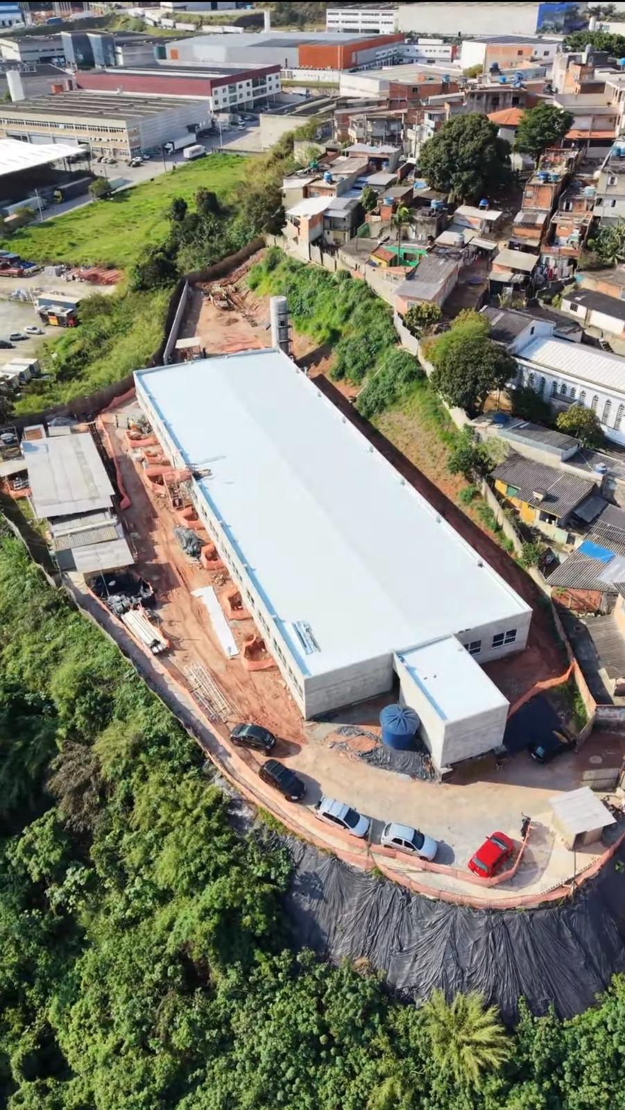 Jandira avança nas obras da EMEB Ouro Verde e unidade escolar chega à fase de acabamento